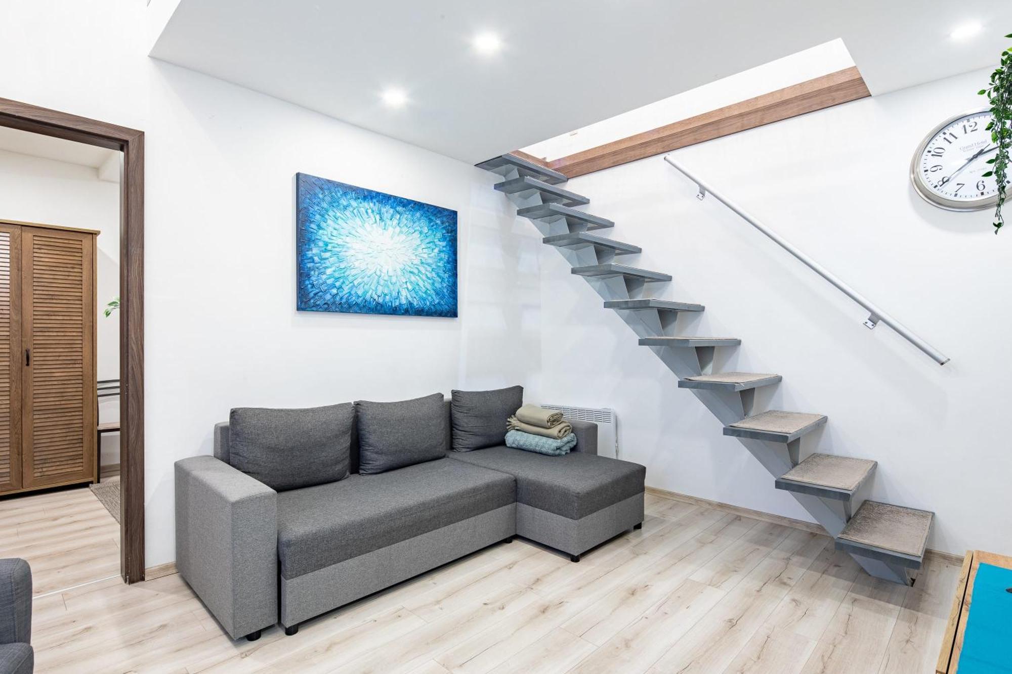 Ultra - Quiet Sleep Apartment