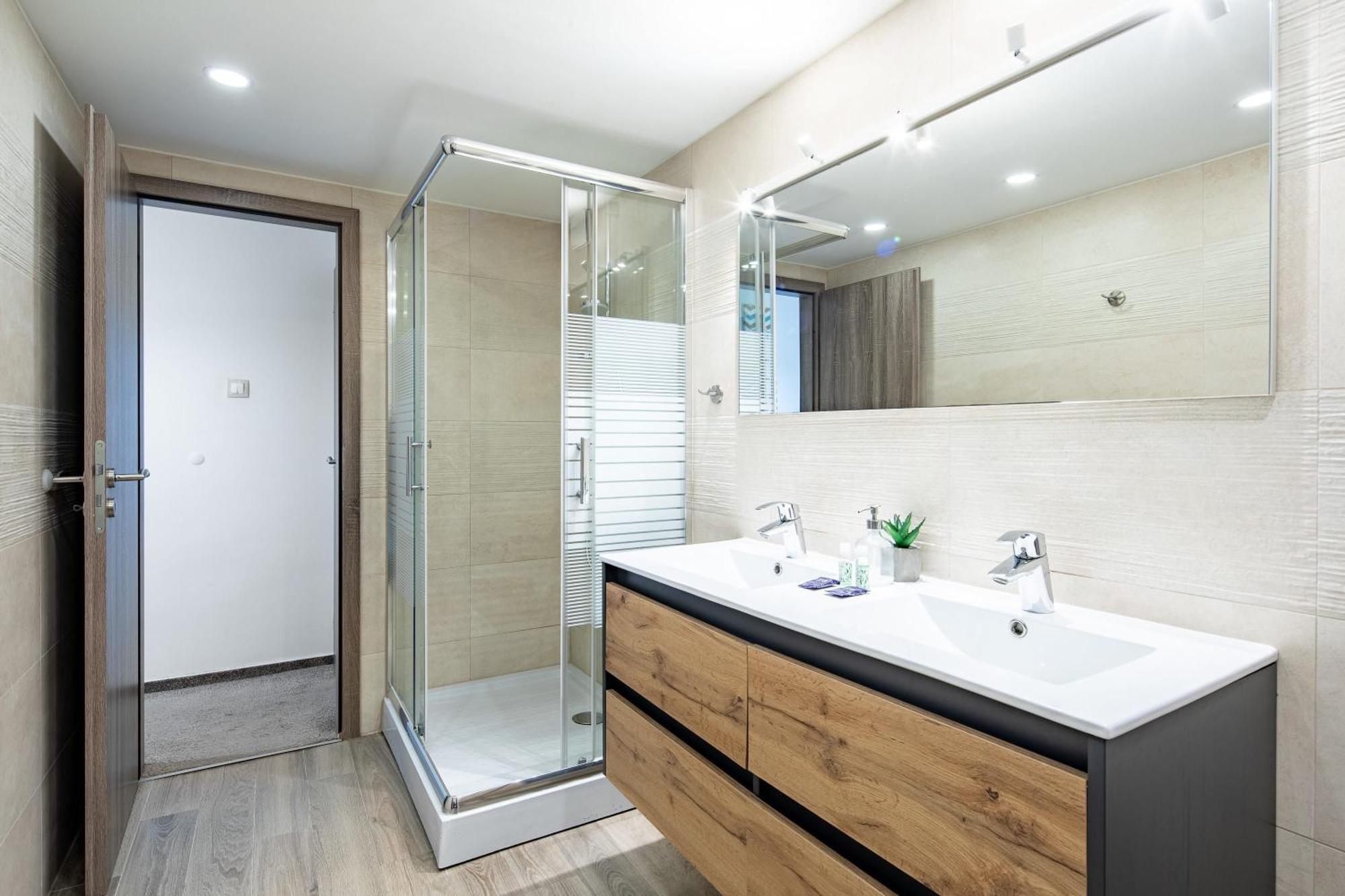 Ultra - Quiet Sleep Apartment